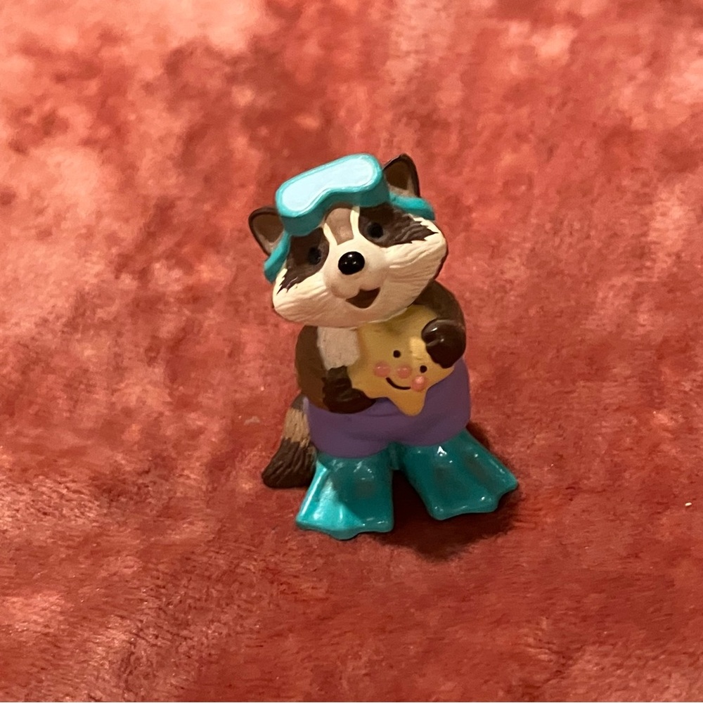 Vintage Hallmark Merry Miniatures Racoon Scuba Diver Figurine